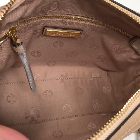 NWT Tory Burch Taylor camera bag - Picture 7 of 8